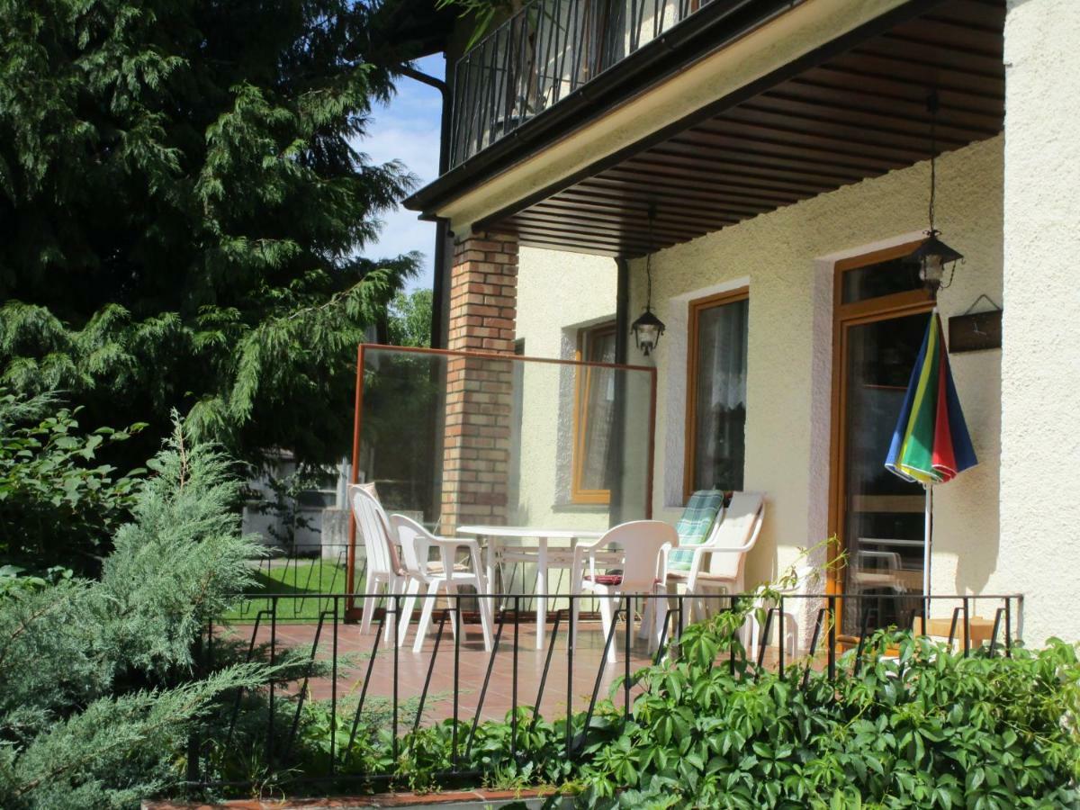 Dorfwirtshaus Rauch Hotel Eschabruck Exterior photo